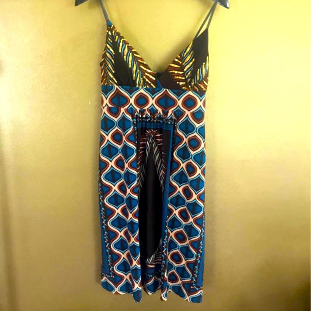 VOIR Collection Vivid geometric sequined accented bust fit an flare dress Large